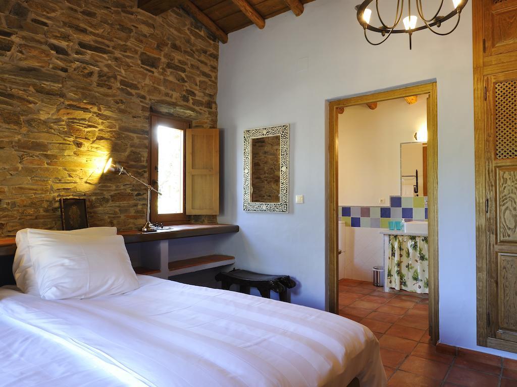 Finca Las Abubillas Jaraicejo 객실 사진